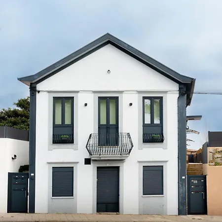 Charm Sao Mamede Apartment *